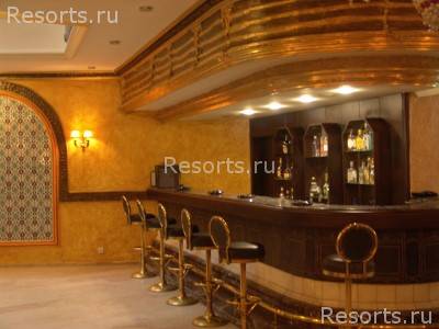 Amber Hotel 6